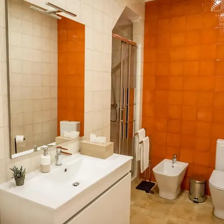 Lalitana Townhouse Pensjonat