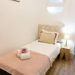 בית הארחה Lalitana Townhouse לאגוּ‏ש