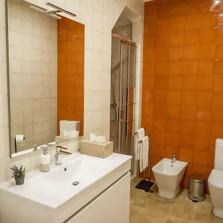 Lalitana Townhouse