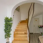 Lalitana Townhouse Casa de hóspedes Lagos